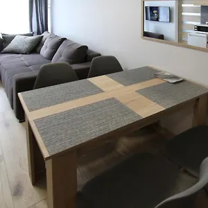  Apartment Apartament Navigare